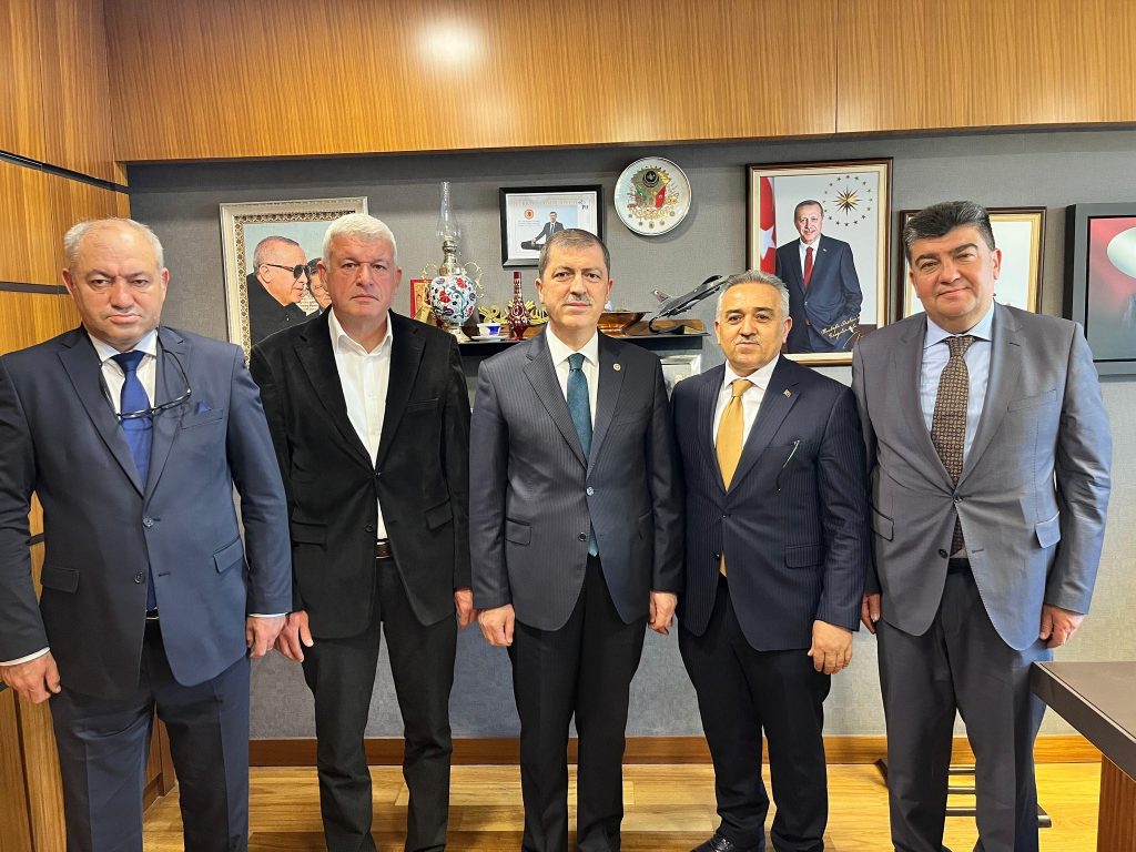 YERELDEN MERKEZE GÜÇLÜ BİR TEMAS 2