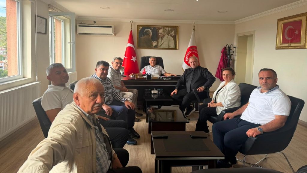AHMET ARAT VE YOL ARKADAŞLARINDAN KINIK’A ZİYARET